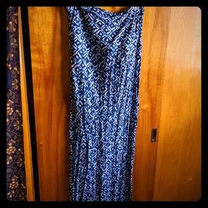 Blue, black, and white long maxi shirt size large